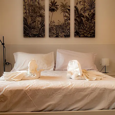 Bilocale In Centro A 1 Minuto Da Piazza Unita Appartement