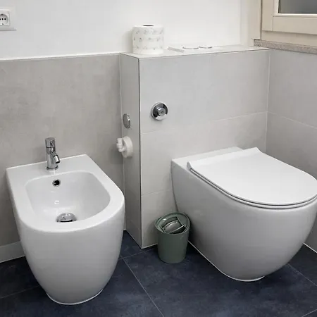 Bilocale In Centro A 1 Minuto Da Piazza Unita Apartment